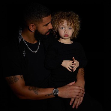 2 Tahun Sembunyikan Wajah Anak, Drake Tulis Pesan Menyentuh