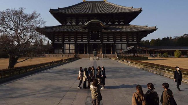 Sebelum pandemi Covid-19, Jepang merupakan salah satu tujuan favorit liburan bagi turis dari berbagai belahan dunia.