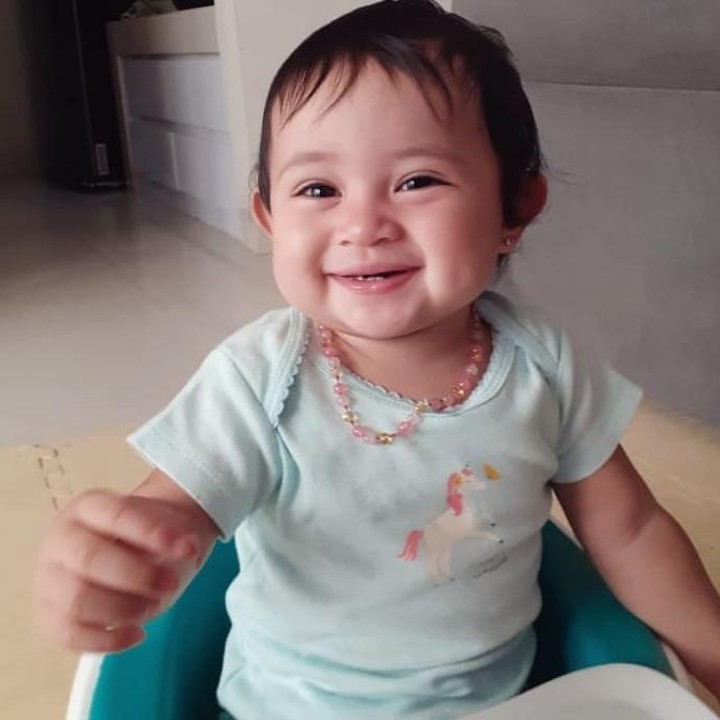 <p>Sedangkan si gadis kecil diberi nama Aleia Astrid Romeesa Haubv. Umurnya genap setahun. Kedua anak Aryani Fitriana dan Donny sama-sama lahir di bulan April lho.  (Foto: instagram: @donnymichael)</p>
