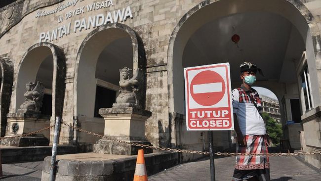 Dinas Pariwisata Bali pun mengatakan bukan tak mungkin aturan tersebut dilonggarkan, dengan catatan jika jumlah kasus Covd-19 semakin turun.