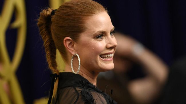 Amy Adams Siap Kembali ke Sekuel Enchanted Amy Adams menyebut amat bersemangat dan menikmati kembali menjadi sosok Giselle yang ceroboh dan lugu bila bergabung dalam sekuel Enchanted.