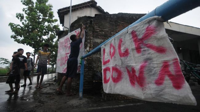 Democrat Politicians Parody Jokowi, Suggest Lockdown