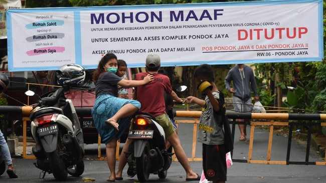 NasDem meminta pemerintah bergerak cepat menetapkan pembatasan sosial berskala besar di Jabodetabek yang menjadi episentrum penyebaran virus corona.