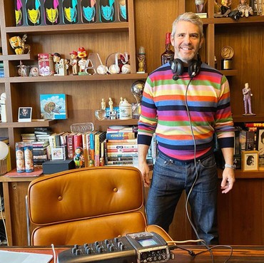 Ini yang Dikonsumsi Andy Cohen Usai Dinyatakan Positif Virus Corona