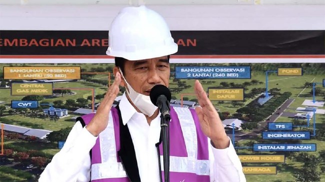 Presiden Jokowi akan memberikan subsidi kepada 2,5 juta warga DKI Jakarta yang terkena dampak dari penyebaran virus corona.