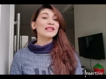 Isolasi Diri di Rumah, Baby Margaretha Belajar Masak untuk Suami