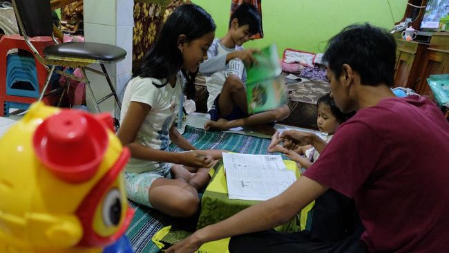 Riset Kementerian PPPA mengungkapkan sebanyak 58 persen anak mengaku tidak senang selama menjalani program Belajar dari Rumah.