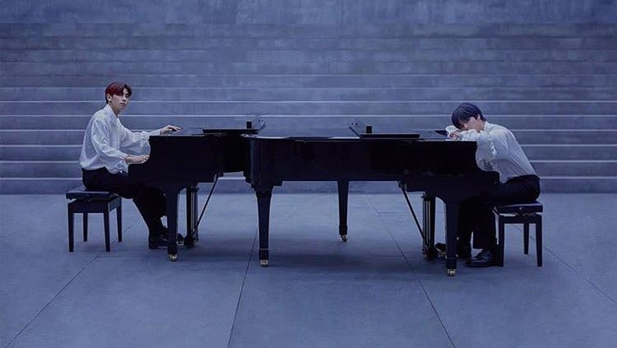 Lirik lagu baru milik dua eks personel X1 yaitu Hangyul dan Dohyon yang berjudul Unfamiliar