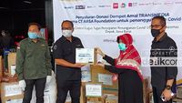 Transmedia Dan CT Arsa Foundation Telah Salurkan Donasi Pertama Ke Depok