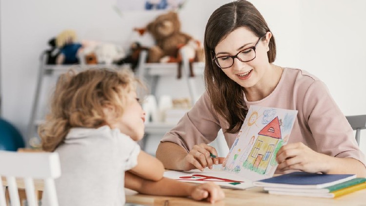 Kebanyakan anak pengidap autisme bisa mengalami kecemasan berlebihan, serta perilaku agresif akibat perubahan yang ada. Seperti adanya wabah Corona saat ini.