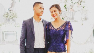 Sabian Tama Sempat Hapus Foto Awkarin, Putus?