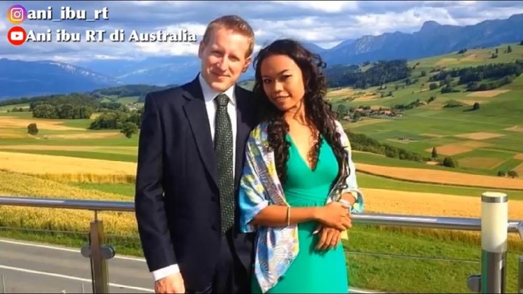 Ani merupakan mantan ART asal Blitar di Hong Kong yang menikah dengan bule Swiss. Apa yang membuat sang suami jatuh cinta dengan Ani saat itu?