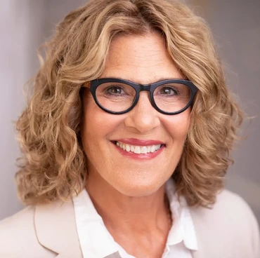 Reporter Wanita Ini Akui Tularkan Virus Corona Pada 7 Orang di Pesta