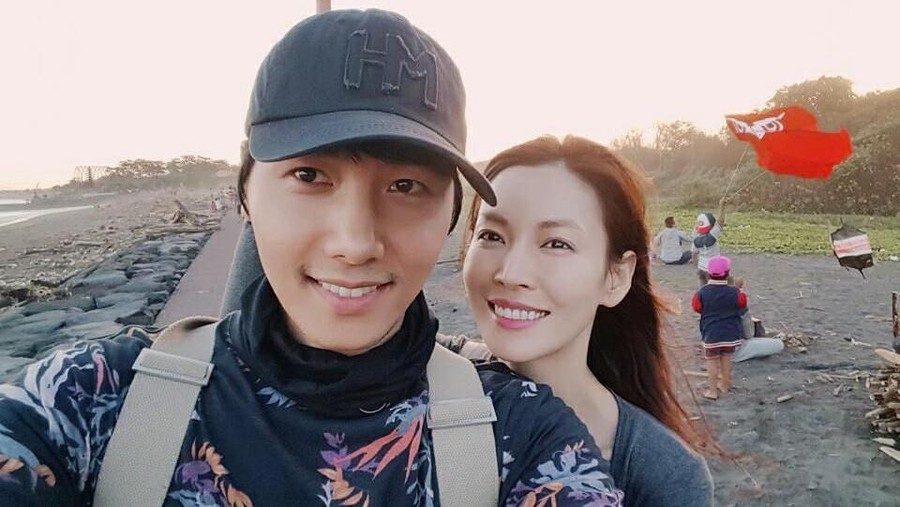 Kim So Yeon dan Lee Sang Woo Deretan artis Korea ini terlibat cinta lokasi dengan lawan mainnya di drama. Kisah cinta mereka berakhir ke pelaminan.