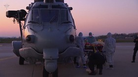 VIDEO: Helikopter Militer Dilibatkan Pindahkan Pasien Corona