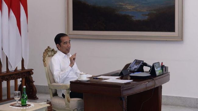 Jokowi Nilai Beban Administrasi Guru Jadi Masalah Pendidikan