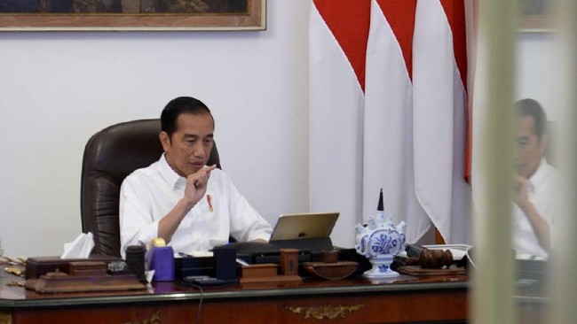 Presiden Jokowi menyiapkan bansos khusus bagi warga Jabodetabek yang tidak mudik ke kampung halaman di tengah penyebaran virus corona.