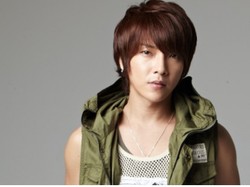 Yoon Hak Supernova, Idol K-Pop Pertama yang Positif Corona
