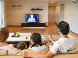 Sontek 3 Ide Malam Minggu Seru di Rumah Saja Bareng Keluarga