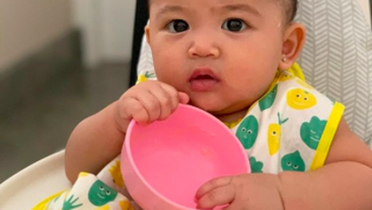 Thania Putri Onsu