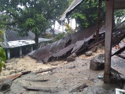 Longsor Terjang Tanah Datar Sumbar, 2 Orang Warga Hilang