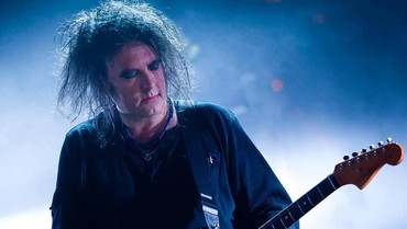 Robert Smith Sebut Album Baru The Cure Bakal Jadi Karya Terakhir