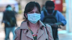 Masker dan Physical Distancing Tekan Risiko Penularan Corona