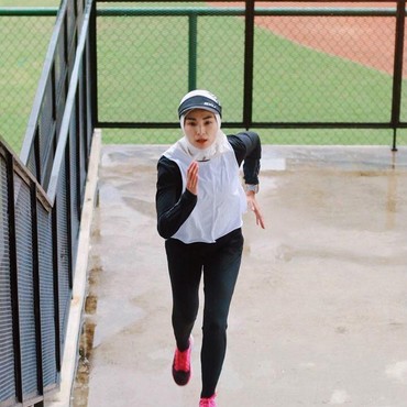 Terpopuler: Cerita Soraya Larasati Dilecehkan hingga Dokter Naek Tobing Positif Corona