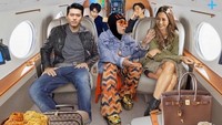7 Foto Halu Challenge Melly Goeslaw, Naik Jet Bareng Hyun Bin hingga Gong Yoo