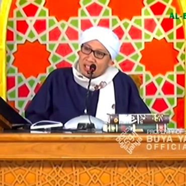 Buya Yahya Tak Tega Baca Lirik Lagu 'Aisyah Istri Rasulullah'