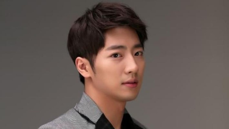 Tak dimungkiri lagi salah satu alasan nonton drama Korea adalah aktornya. Berikut lima drama Korea romantis yang dibintangi aktor tampan Lee Sang Yeob.