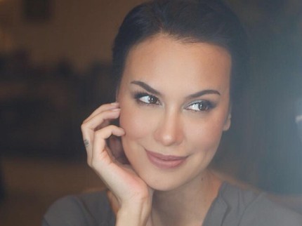 Deretan Skincare Sophia Latjuba, Tetap Awet Muda di Usia 50