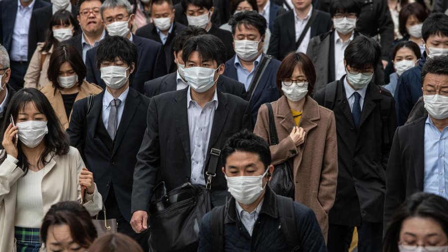PM Jepang Shinzo Abe mengumumkan keadaan darurat terkait kasus virus Corona yang terus menyebar.