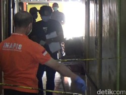Miris! Petugas Tanpa APD Evakuasi Jenazah Diduga Terinfeksi  Corona