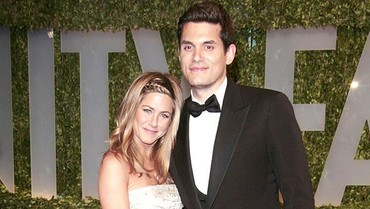 img-title Tawa Jennifer Aniston di Instagram Live John Mayer, CLBK Nih?
