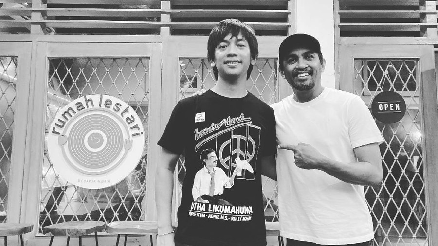 Rian D'Masiv sedih Glenn Fredly meninggal dunia.