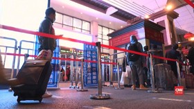 VIDEO: Isolasi Dibuka, Warga Berbondong Tinggalkan Wuhan