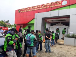 Mentan Sebut Pasar Tani Bantu Pemasukan Ojol dan Petani