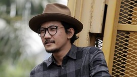 Sandy Canester Respons Pandemi dan PPKM Lewat Lagu Baru