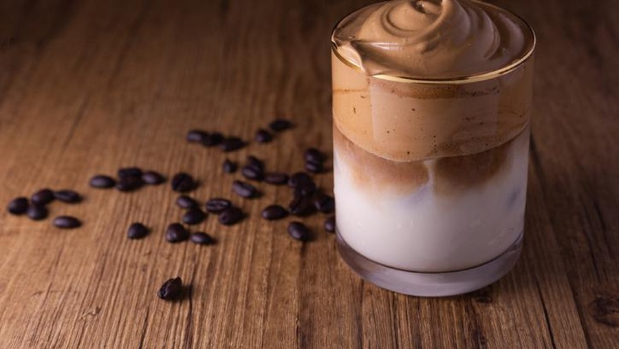artis korea bikin dalgona coffee