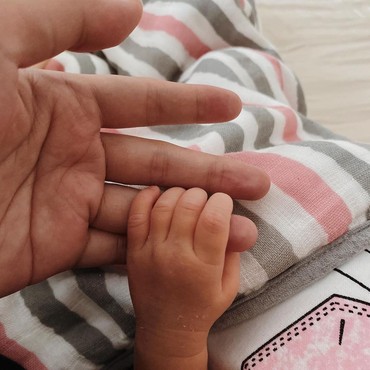 2 Kasih Putih Terdalam Glenn Fredly sampai Embusan Napas Terakhir