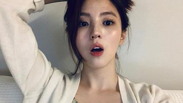 img-title Pembelaan Teman Saat Han So Hee Dikecam karena Merokok dan Bertato