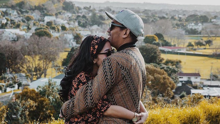 Kemesraan Glenn Fredly dan Mutia Ayu yang kini tinggal kenangan.