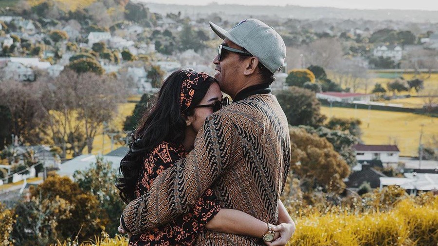 Kemesraan Glenn Fredly dan Mutia Ayu yang kini tinggal kenangan.