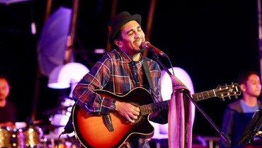 img-title Lirik Lagu Akhir Cerita Cinta - Glenn Fredly