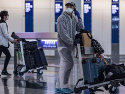 Tangkal Omicron, Hong Kong Larang Penerbangan Transit dari 153 Negara