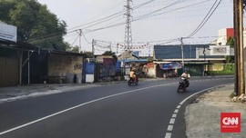 Suasana Jalanan Jakarta Hari 1 PSBB