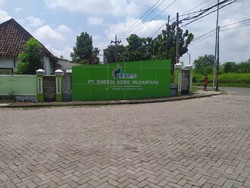 APD 3 Pekerja Pabrik Bioetanol Mojokerto yang Tewas Ditemukan di Kolam Pengendapan