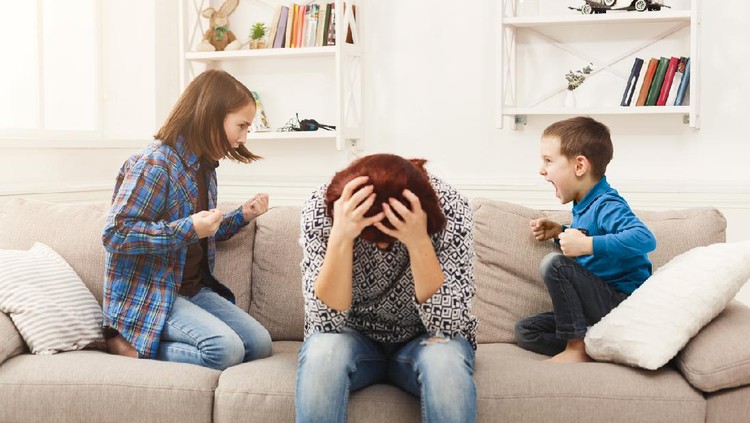 Semua orang tua di dunia saat ini merasakan kesabaran mereka seakan di ujung tanduk. Baiknya, Bunda simak yuk 6 tips parenting dari UNICEF berikut ini.