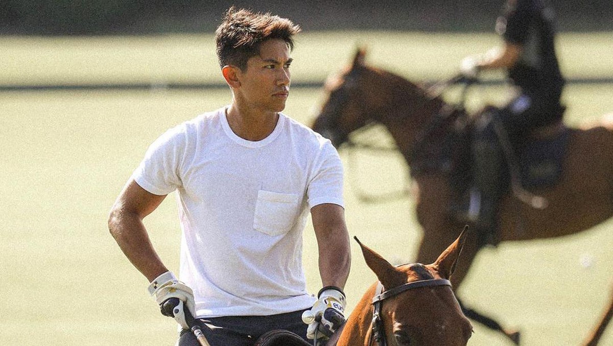 Media sosial tengah viral atas ketampanan dari putra keempat Sultan Hassanal Bolkiah dari Brunei Darussalam&comma; Pangeran Mateen&period; Berikut fakta-fakta tentangnya&period;